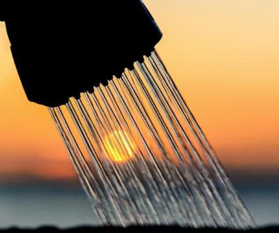 How This Showering Trick Can Make You More Energized for the Work Day