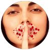 Vitamasques - cherry vegan collagen lip mask model