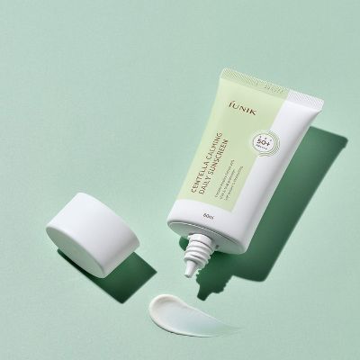 IUNIK CENTELLA CALMING VEGAN MOISTURE SPF 50+